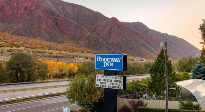 Rodeway Inn Glenwood Springs Exterior photo